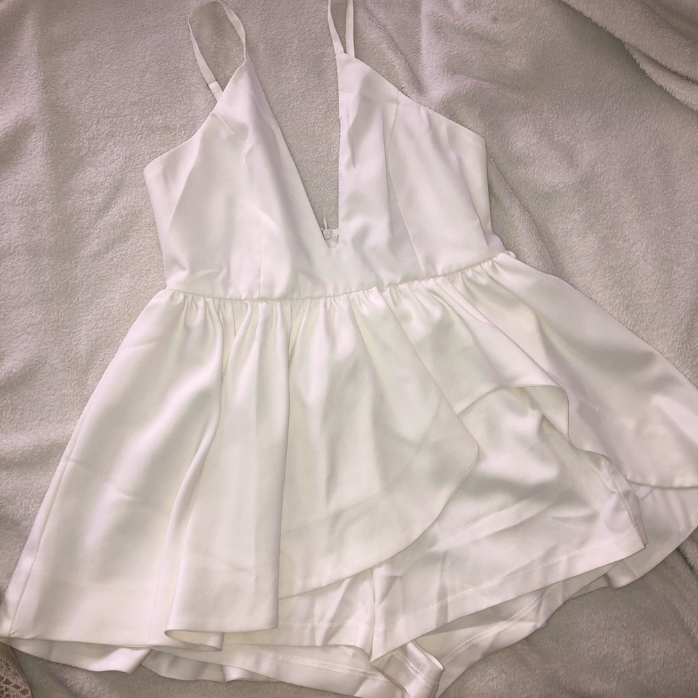V cut romper